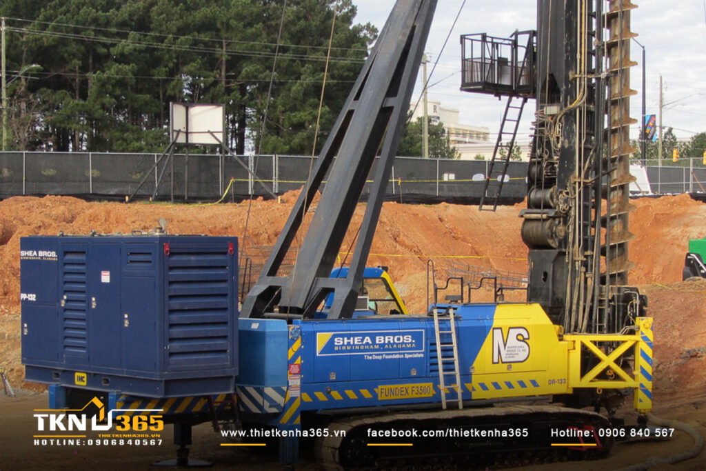 Máy khoan xoắn ruột gà phù hợp với dự án nằm trong khu dân cư hoặc gần công trình nhạy cảm (bệnh viện, trường học). (Ảnh sưu tầm) Máy khoan xoắn ruột gà phù hợp với dự án nằm trong khu dân cư hoặc gần công trình nhạy cảm (bệnh viện, trường học). - Các Loại Máy Khoan Cọc Nhồi: Ưu Nhược Điểm Chi Tiết 2025